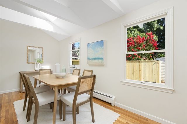 75 Tilden Avenue, Newport, RI 02840