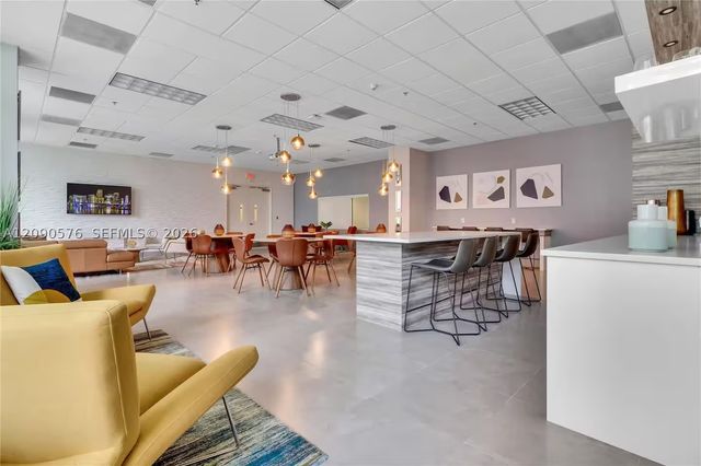 1200 Brickell Bay Dr 2016, Miami, FL 33131
