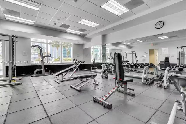 1200 Brickell Bay Dr 2016, Miami, FL 33131