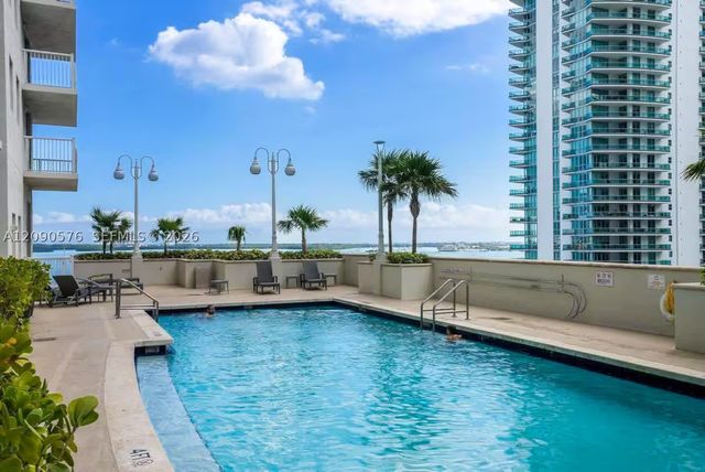 1200 Brickell Bay Dr 2016, Miami, FL 33131