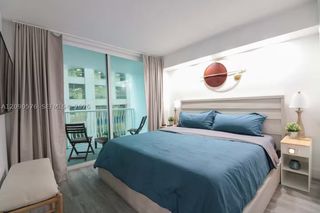 1200 Brickell Bay Dr 2016, Miami, FL 33131