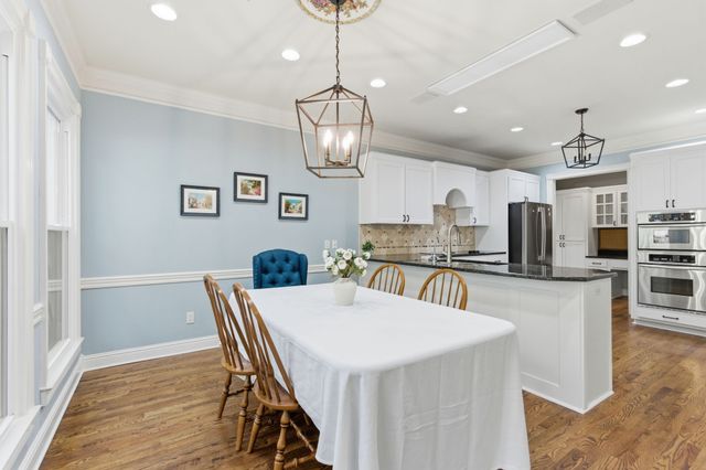 9404 Smithson Ln, Brentwood, TN 37027