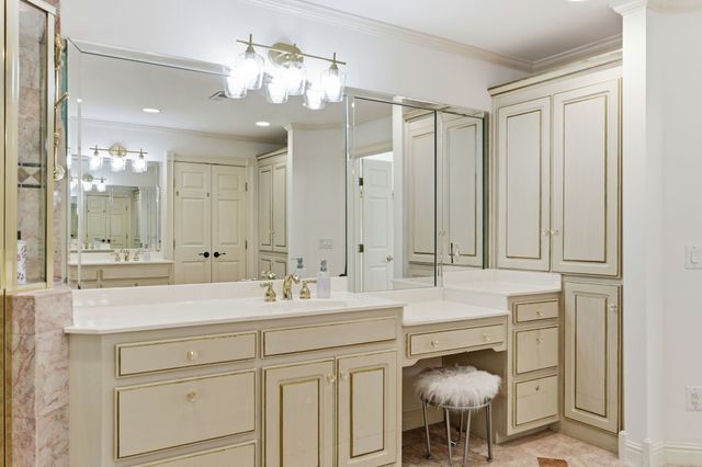 9404 Smithson Ln, Brentwood, TN 37027