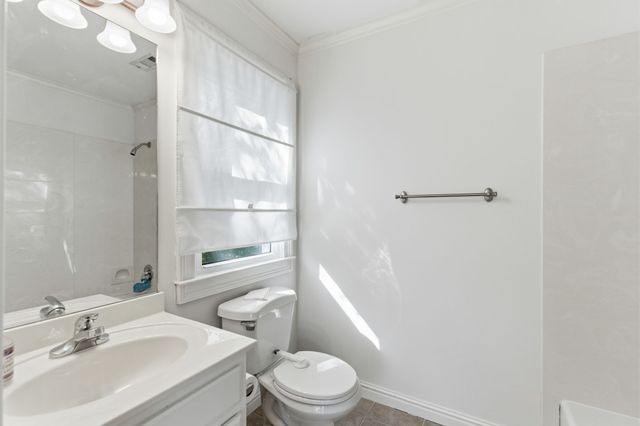 9404 Smithson Ln, Brentwood, TN 37027