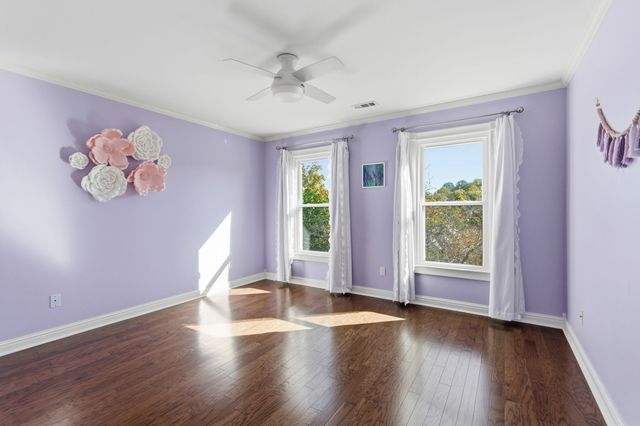 9404 Smithson Ln, Brentwood, TN 37027