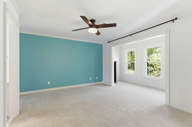 9404 Smithson Ln, Brentwood, TN 37027