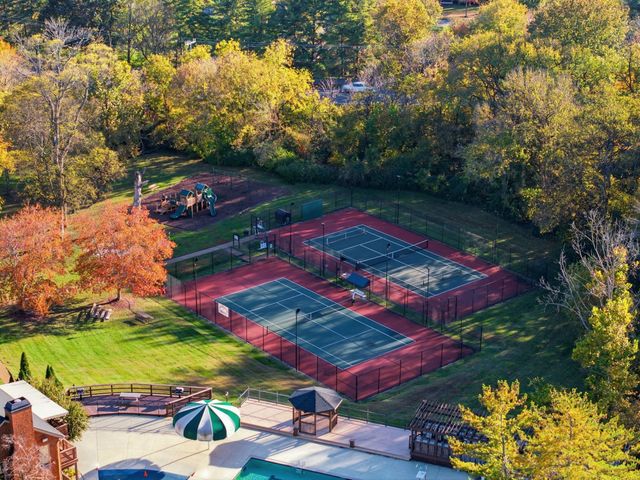 9404 Smithson Ln, Brentwood, TN 37027