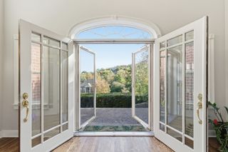 9404 Smithson Ln, Brentwood, TN 37027