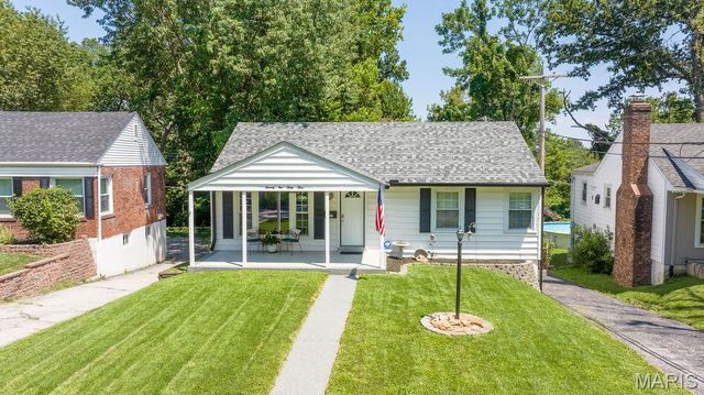 7133 Circleview Drive, Affton, MO 63123