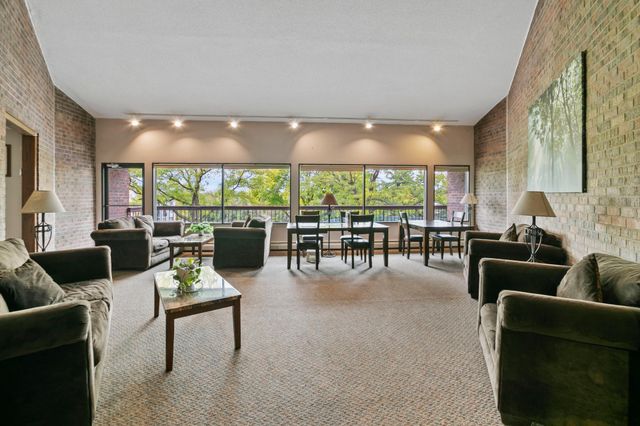 4350 Trenton Lane N 315, Plymouth, MN 55442