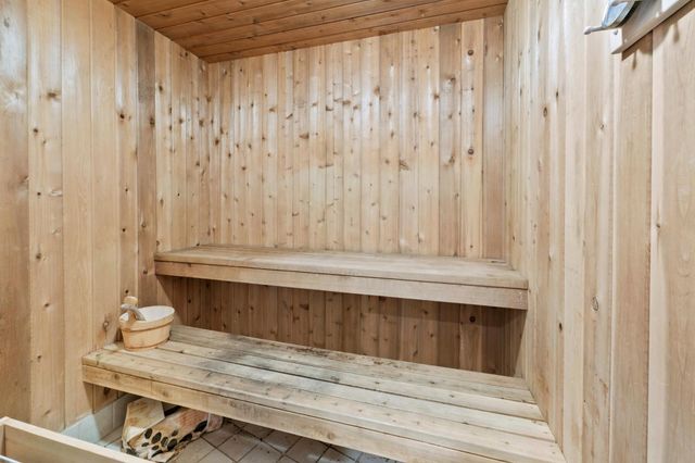 4350 Trenton Lane N 315, Plymouth, MN 55442