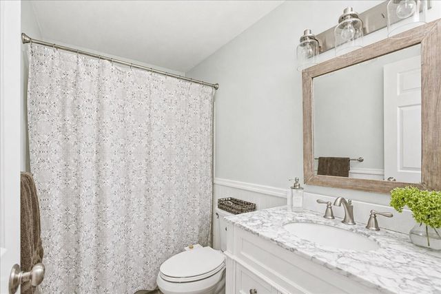 4 Commodore Ter, Boston, MA 02136