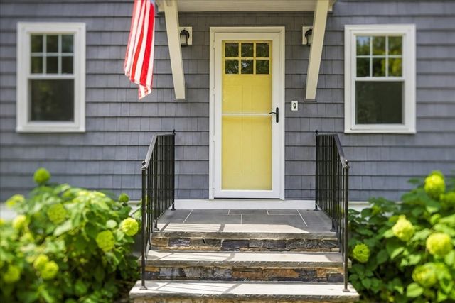4 Commodore Ter, Boston, MA 02136