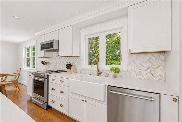 4 Commodore Ter, Boston, MA 02136