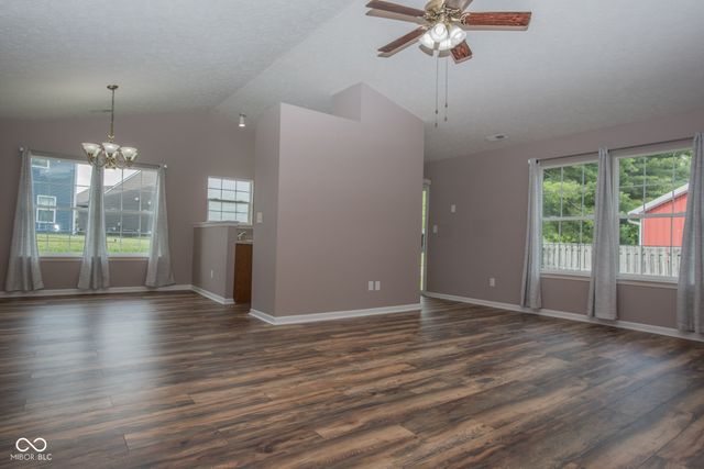 9105 Robey Meadows Lane, Indianapolis, IN 46234