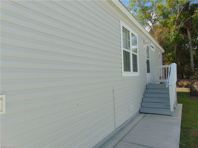 1445 N Bridge ST, Labelle, FL 33935