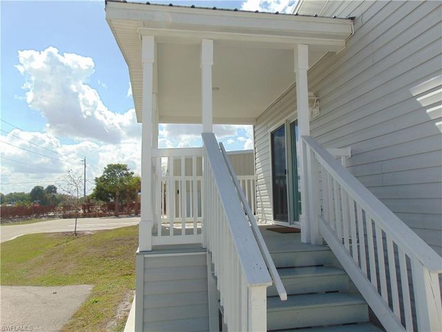 1445 N Bridge ST, Labelle, FL 33935