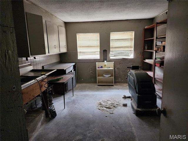 700 S Main Street, Fredericktown, MO 63645