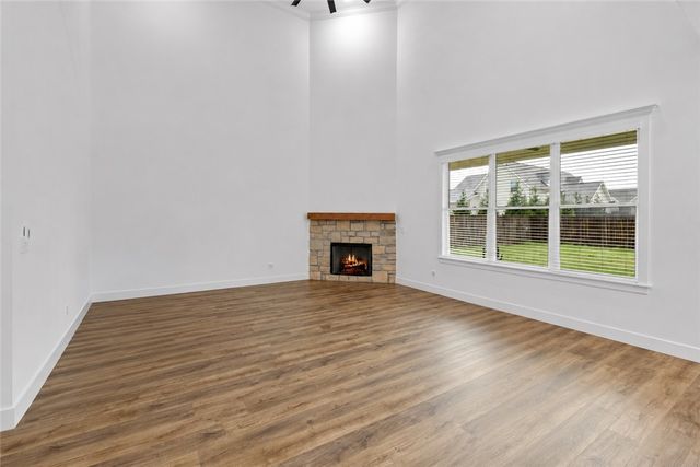 2710 S 20th Street, Rogers, AR 72758