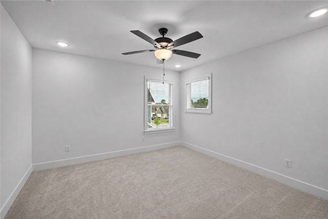 2710 S 20th Street, Rogers, AR 72758