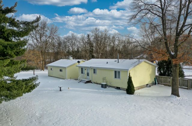 5918 373rd Street, North Branch, MN 55056