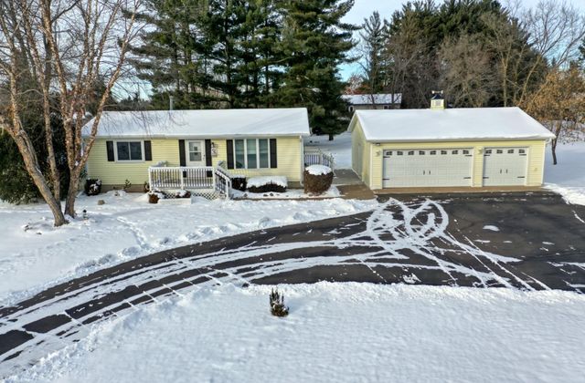 5918 373rd Street, North Branch, MN 55056