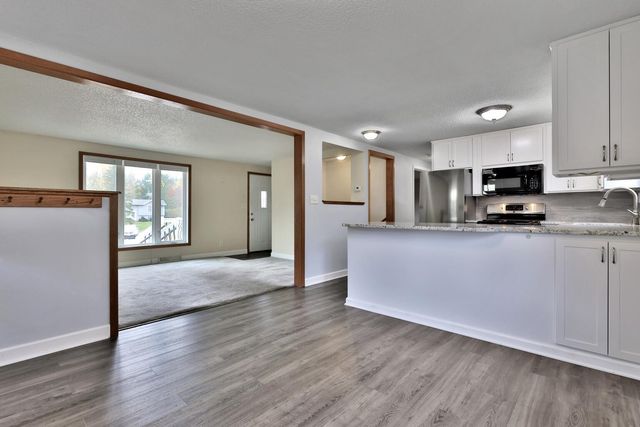 5918 373rd Street, North Branch, MN 55056