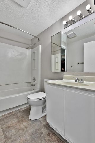 5918 373rd Street, North Branch, MN 55056