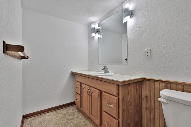 5918 373rd Street, North Branch, MN 55056