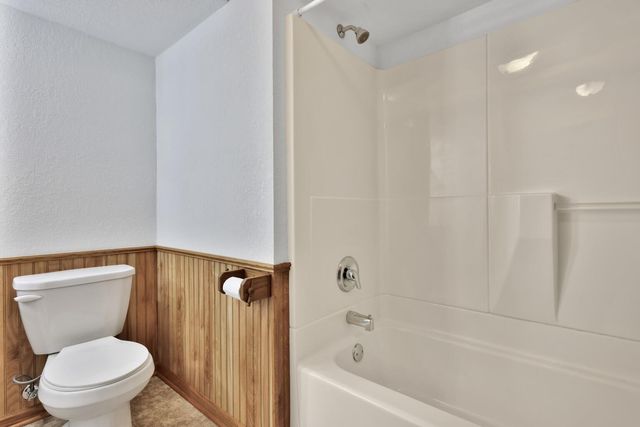 5918 373rd Street, North Branch, MN 55056