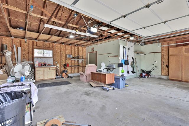 5918 373rd Street, North Branch, MN 55056