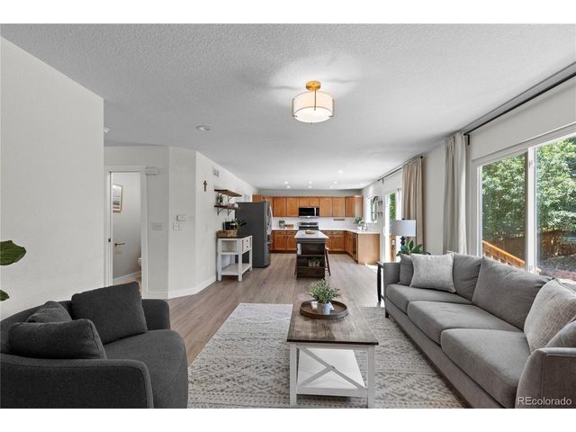 3050 Springbriar Dr, Castle Rock, CO 80109