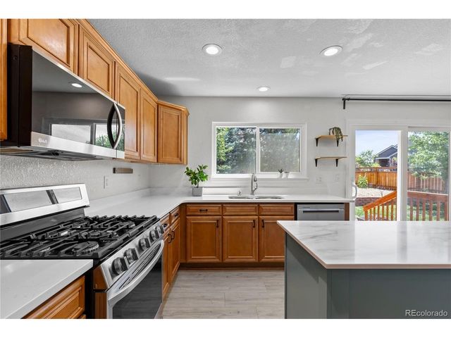 3050 Springbriar Dr, Castle Rock, CO 80109