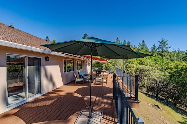 18299 W Clinton Road, Jackson, CA 95642