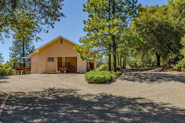 18299 W Clinton Road, Jackson, CA 95642