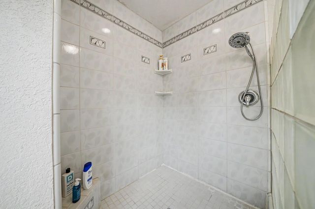 18299 W Clinton Road, Jackson, CA 95642