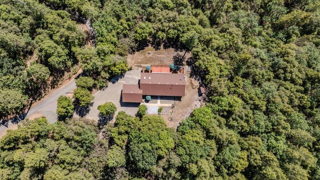 18299 W Clinton Road, Jackson, CA 95642