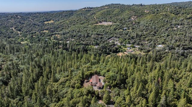 18299 W Clinton Road, Jackson, CA 95642
