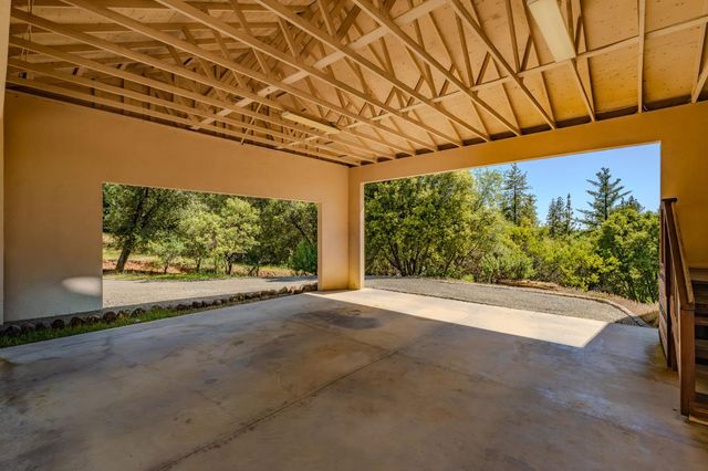 18299 W Clinton Road, Jackson, CA 95642
