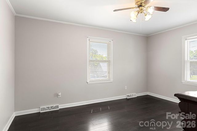 904 Long Street, Oakboro, NC 28129