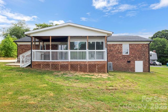 904 Long Street, Oakboro, NC 28129