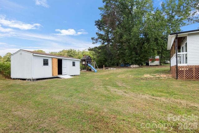 904 Long Street, Oakboro, NC 28129