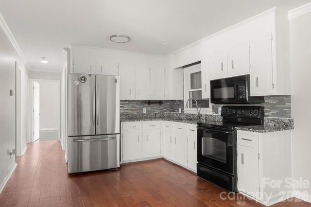 904 Long Street, Oakboro, NC 28129