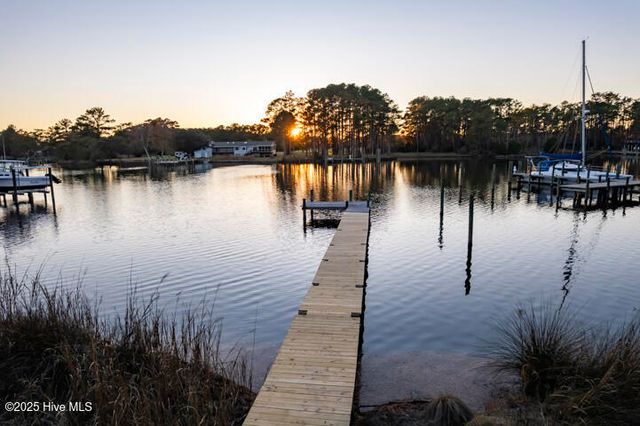 139 Sunset Avenue, Merritt, NC 28556