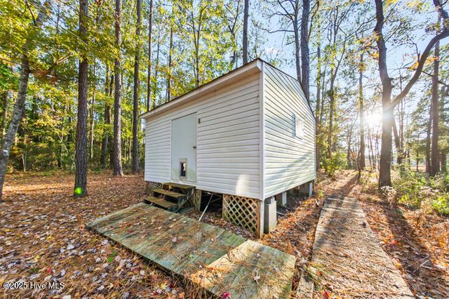 139 Sunset Avenue, Merritt, NC 28556