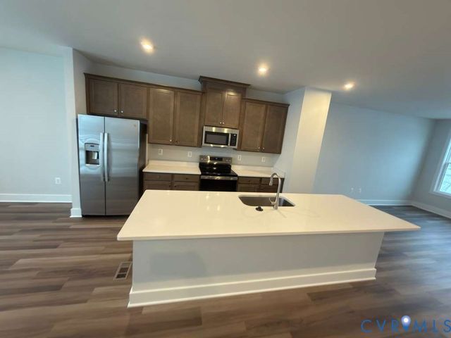 9935 Golden Trout Ln, Glen Allen, VA 23060