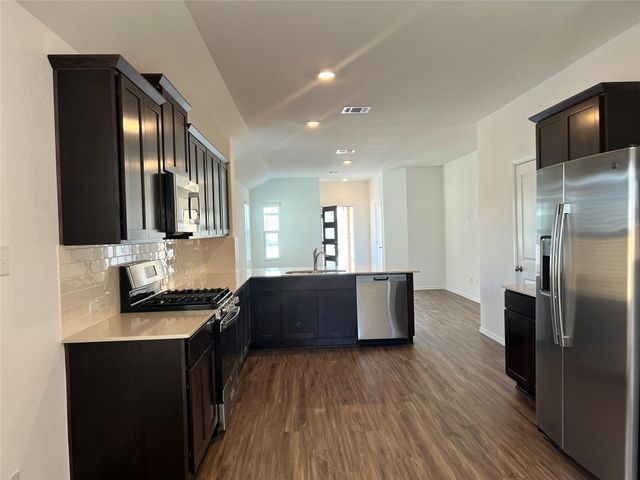 115 Canley LOOP, Hutto, TX 78634