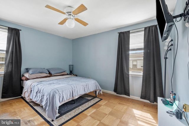 525 W RED BANK AVE, West Deptford, NJ 08096