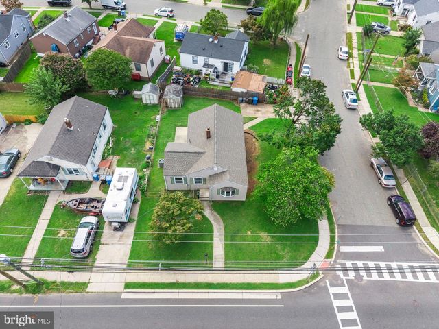 525 W RED BANK AVE, West Deptford, NJ 08096