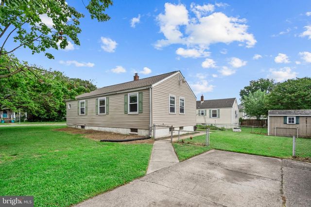 525 W RED BANK AVE, West Deptford, NJ 08096